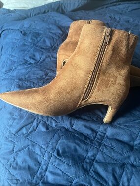 Universal Thread Tan Suede Pointed Ankle Booties with Side Zip